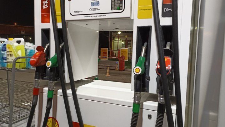 Директор АЗС и его сожительница погибли во время очистки цистерны для бензина в Приангарье