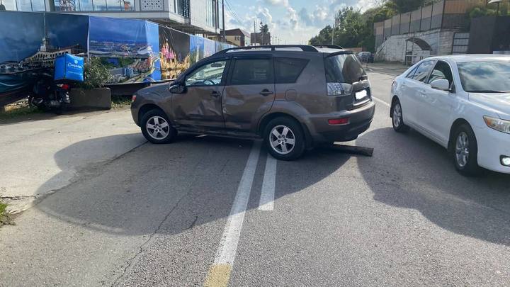 В Сочи погиб 18-летний пассажир мопеда