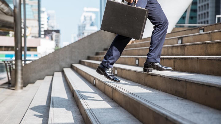 Пронько: Предательство элиты чиновники поддержали неадекватными решениями