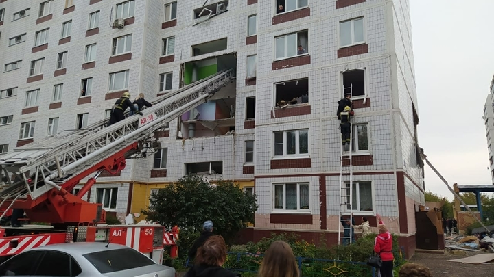 В Ногинске закончили вывозить мусор из дома, где взорвался газ