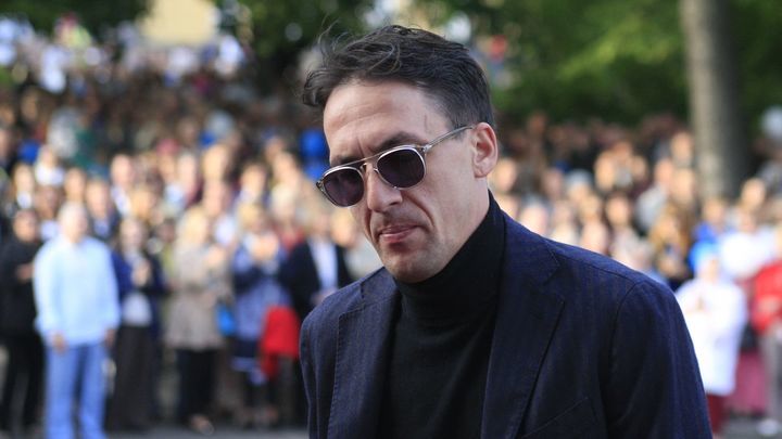 Смольянинову* поступило заманчивое предложение: Артур, у тебя есть время покаяться