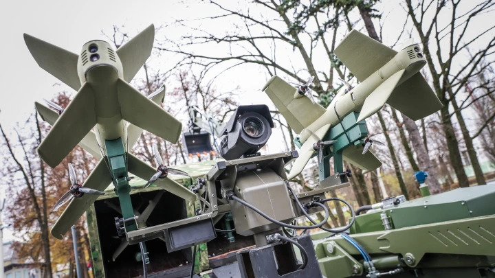 Встретили ночных гостей: над регионами России за три часа сбили 18 БПЛА