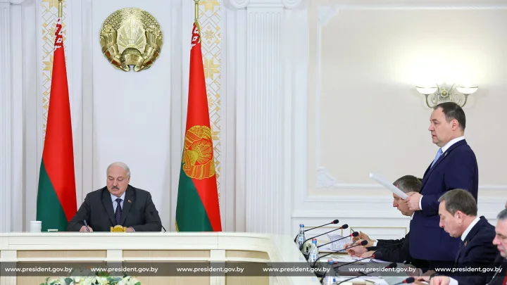 Лукашенко заявил, что Минск будет прятать Орешник путем постоянного перемещения