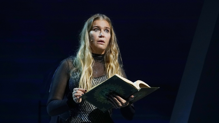 Актрису Беспринципных вместе с мужем задержали в Москве