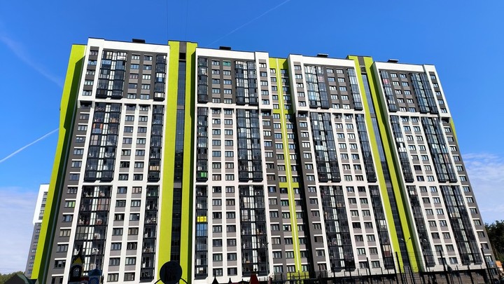 Смольный приобрел больше 1600 квартир для льготников и очередников – всего около 17 млн квадратов