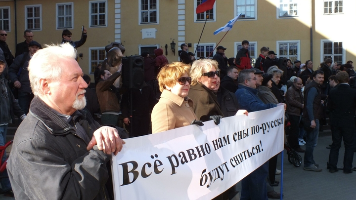 Политика украинизации в Запорожье и Херсоне провалена — Крючков