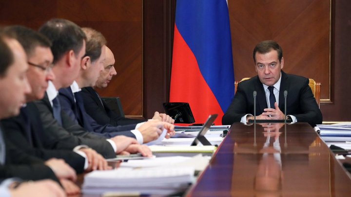Лавров, Шойгу - свободно, а вот Кудрин... пугает: Эксперт о будущем составе правительства России