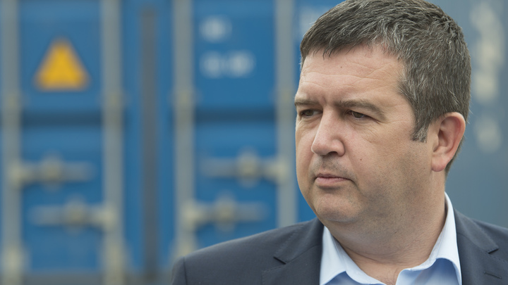 Собиравшегося в Россию вице-премьера Чехии вызвали на ковёр