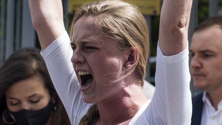 Сеанс массовой шизофрении: Протасевича снова поддержали криком из Европы