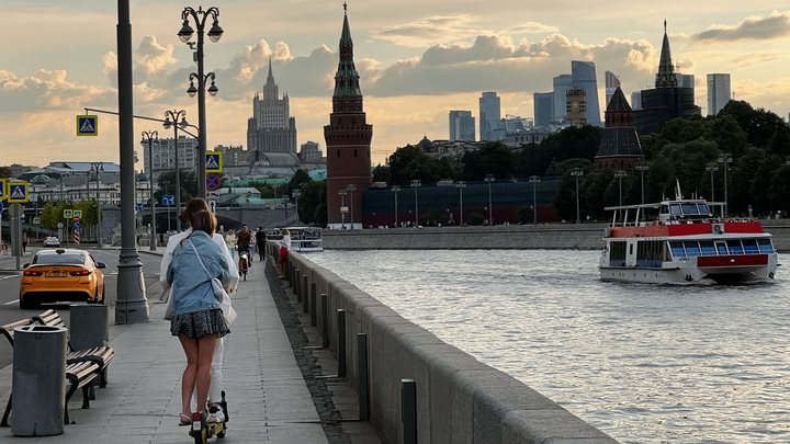 В Москве стартует мультимедийный проект: Булгаков и Маяковский уже ждут на прогулку
