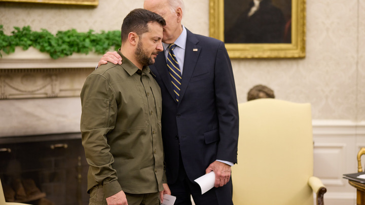 DikGazete: Запад готовит Зеленскому замену для начала переговоров с Россией