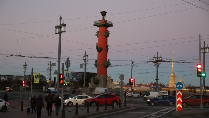 Реставрации завода Парамонова на Васильевском острове будут добиваться через суд