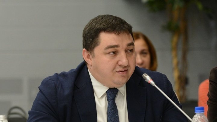 Бывшему главе Ленинского района Ростова Константину Тихонову продлили арест