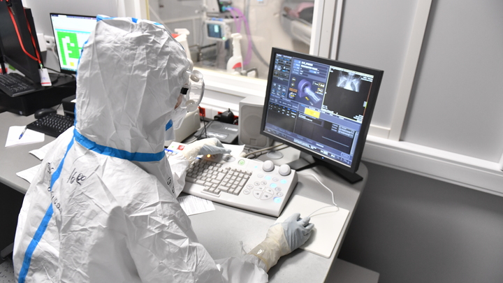 Омикрон сложен. Вирусолог раскрыл неприятную правду