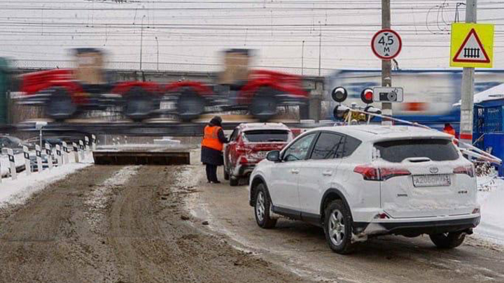 В Самаре в районе поселка Смышляевка временно перекроют железнодорожный переезд