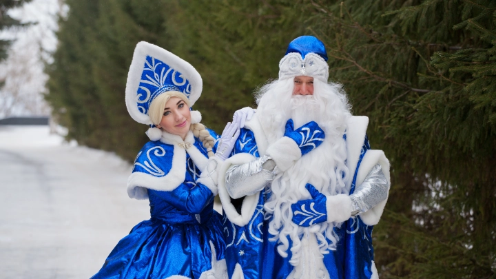 Главный почтовый ящик для писем Деду Морозу открыли в рамках Зимы в Москве