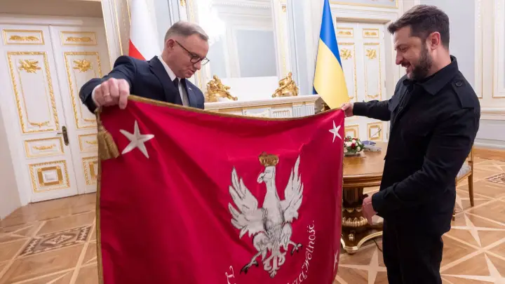 Мосийчук: украинский Кабмин разослал указания готовиться к переезду министерств из Киева на запад страны