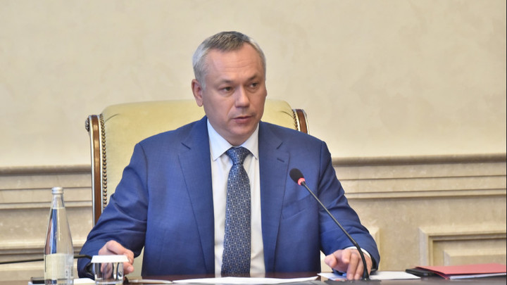 Губернатор Травников поблагодарил аграриев за успешное завершение посевной кампании