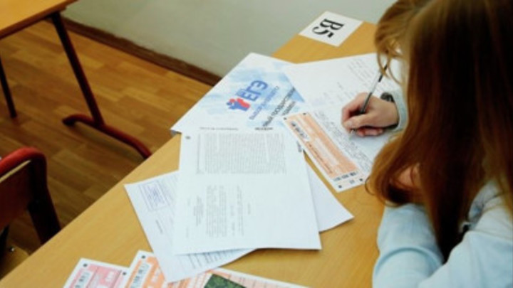 Одиннадцатиклассники Подмосковья предпочитают сдавать обществознание и английский