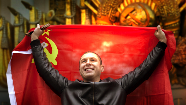 Мы живём лучше, чем в СССР, но всё равно по нему тоскуем