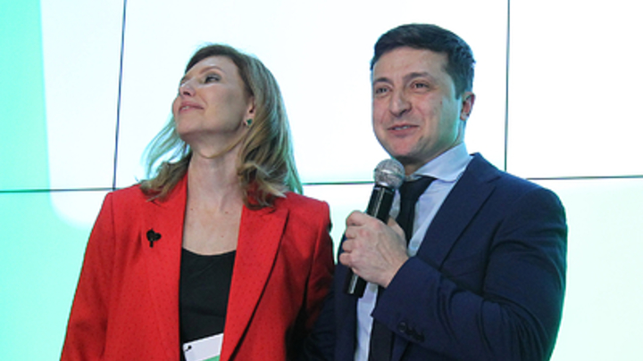 Лучше на коронацию: Жена Зеленского бросила украинцев и улетела в Лондон