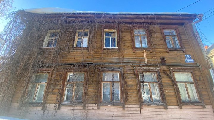 Во Владимире 15 человек переселили из аварийного дома времен революции