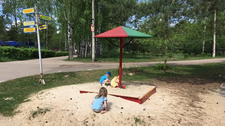 Пенсионеры выступили против установки детской площадки в Советском районе Нижнего Новгорода