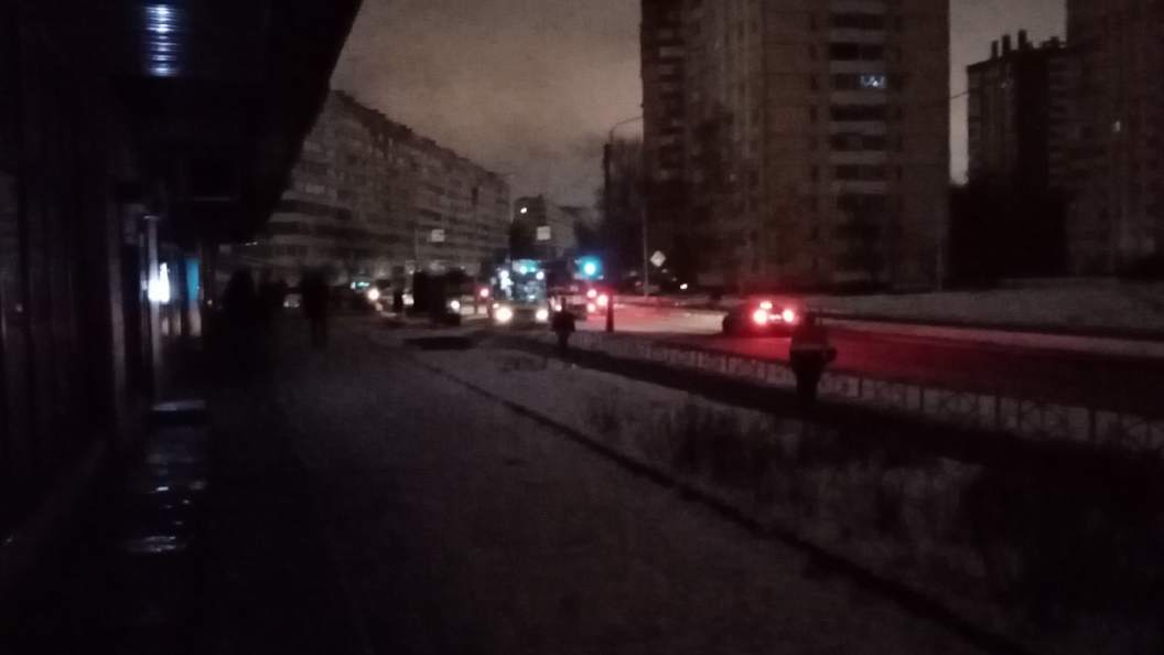 Петербург отключение света. Блэкаут в Красносельском районе. Питер без света. Город без электричества. СПБ сейчас выключают свет.