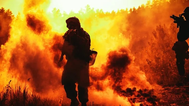 Мы узнаем, что такое революция и большая война: Катастрофа на фронте. Страшное заявление о Ходорковском*. Мирный план сокращён до 9 строк