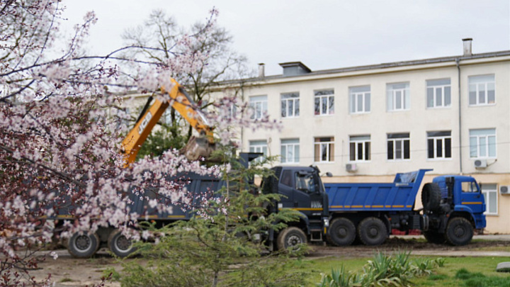 Первую в регионе школу для переподготовки педагогов построят в Сочи