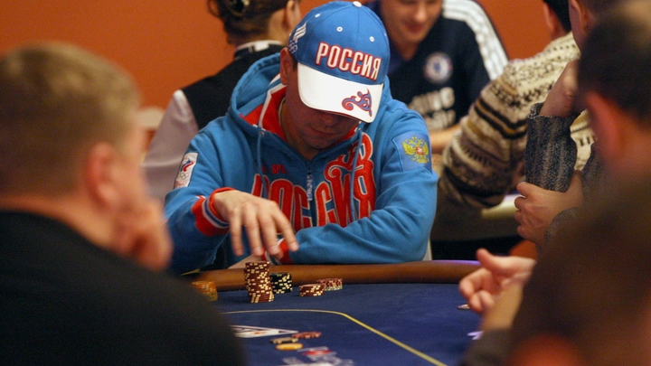 Шесть жителей Кемерова пойдут под суд за игры в покер