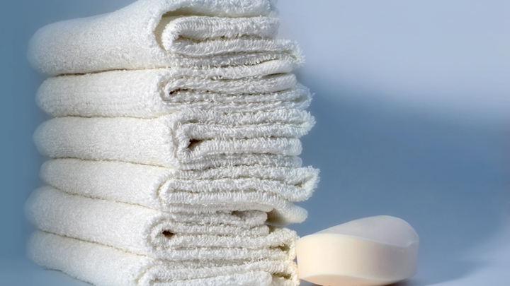 Мыло грозилось, а бактерии выжили: неэффективным оказалось каждое четвёртое