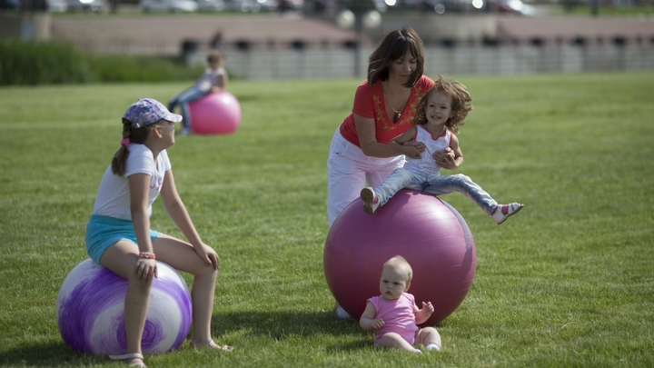 Как подготовиться к материнству: Сбер дал подсказки из первых рук