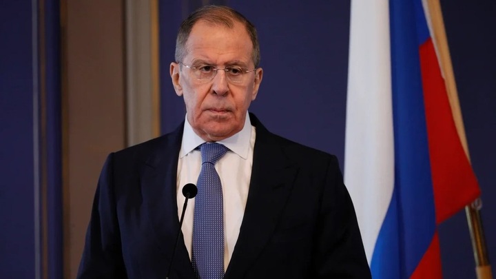После угроз Лаврова немцы пожаловались на непокорную Россию