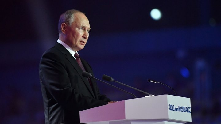 Влияют на характер: Путин рассказал о плюсах совместного обучения мальчиков и девочек