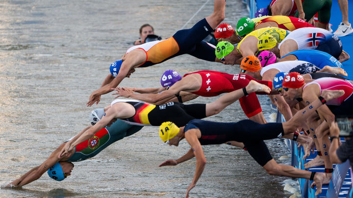 Токсичный заплыв: Фекальные воды Сены продолжают косить олимпийцев
