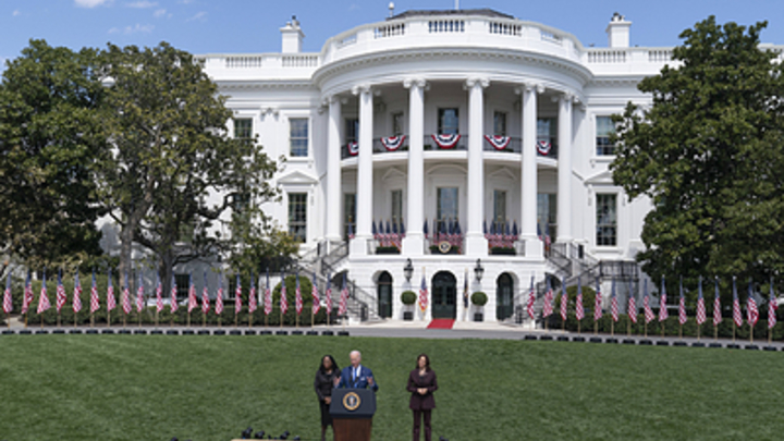 В Вашингтоне испугались единения Москвы и Минска: США грозят Белоруссии новыми санкциями