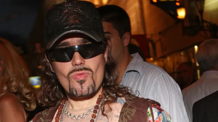 Как живёт Богдан Титомир? Бурная молодость, бегство в Америку и одинокая старость