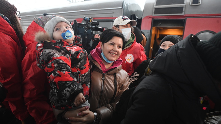 Началась эвакуация жителей пригородов Артемовска - мэр Шахтерска представил подробности