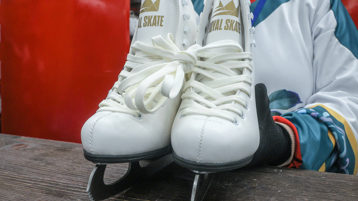 Самарцы прошли на коньках по Волге от Тольятти до Ульяновска