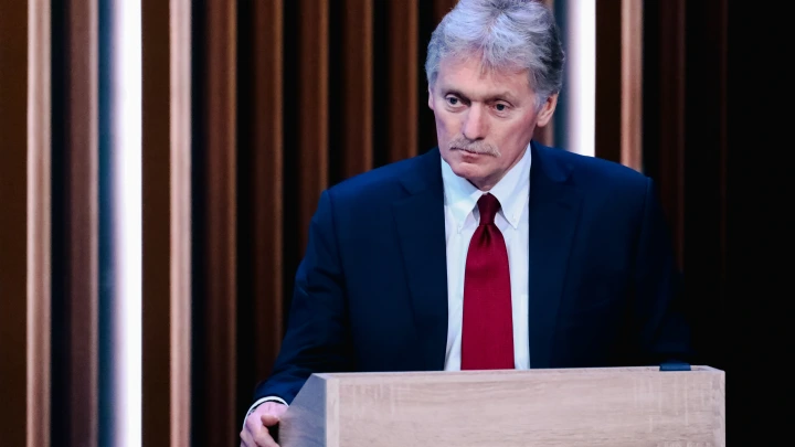 Готовы к худшему. Песков про охлаждение отношений США с Украиной: Не нужно надевать розовые очки