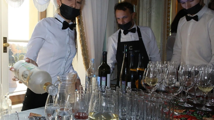 Такого не было со времён пандемии! Рестораторы покидают Москву. Дорогая, я перезвоню и Smoke BBQ – лишь верхушка айсберга