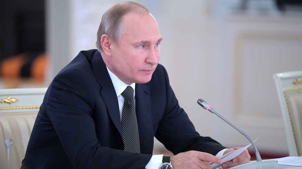 Не переживайте, не встанут: Путин заверил, что никто не покусится на границы России - видео Не переживайте, не встанут: Путин заверил, что никто не покусится на границы России - видео