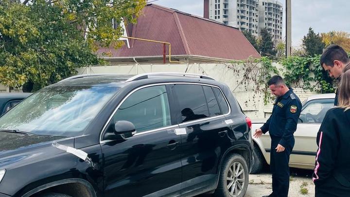 В Анапе приставы арестовали Volkswagen Golf за 300 накопленных штрафов