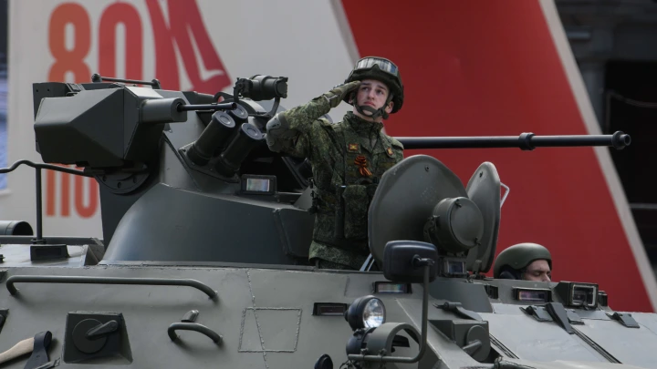 Зачем Киеву срывать празднование 9 Мая? Блохин объяснил бескомпромиссность Украины