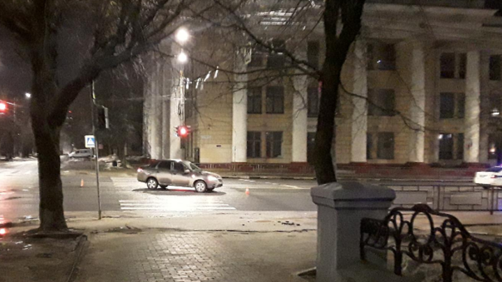 В Иванове Lada Granta на переходе сбила 15-летнюю девочку