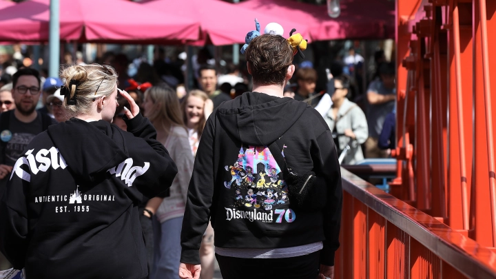 Пятый человек скончался в Диснейленде менее, чем за месяц: что происходит