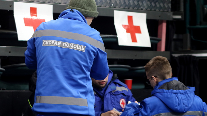 В России массово жалуются на лёгкий ковид: Назван характерный признак