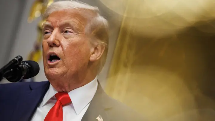 Нечто грандиозное и судьбоносное: Трамп готовит заявление на вечер 4 марта