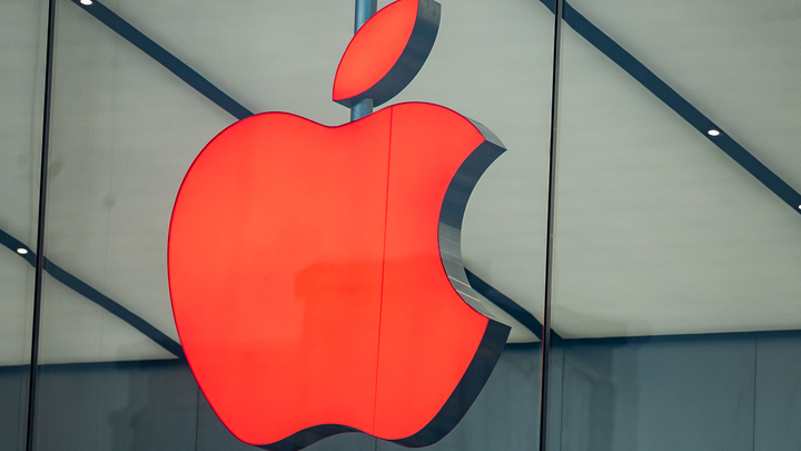 Apple не пострадает от приостановки продаж iPhone в Китае - Bloomberg